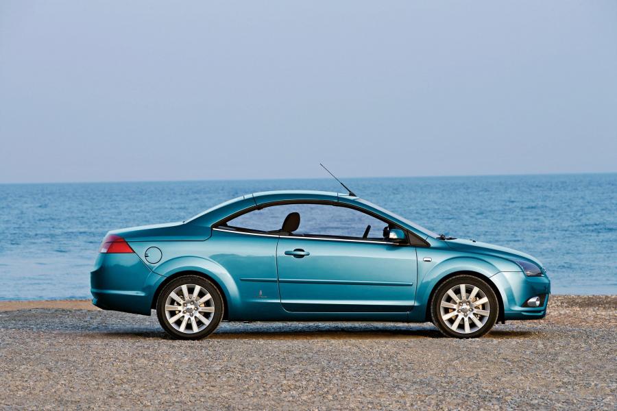  Ford Focus CC 2006 года  (фото 46 из 73)